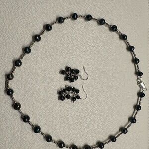 Elegant Black Pearl Necklace and Earring Set